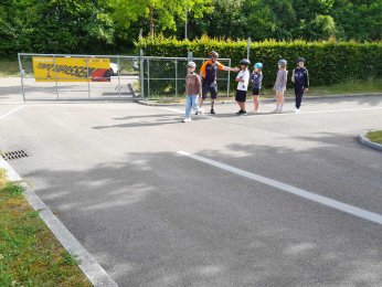 Verkehrsgarten mit der 4. Klasse
