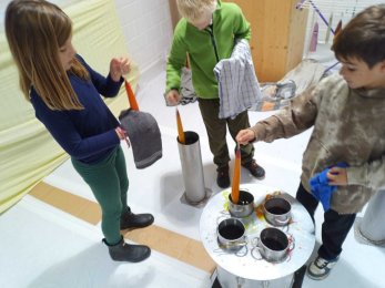 Kerzenziehen beim Ortsverein Hegi