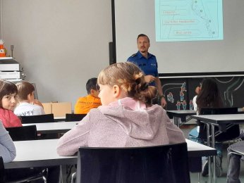 Verkehrsgarten mit der 4. Klasse