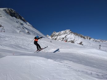 Skilager Sedrun
