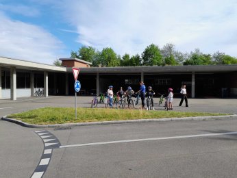 Verkehrsgarten mit der 4. Klasse
